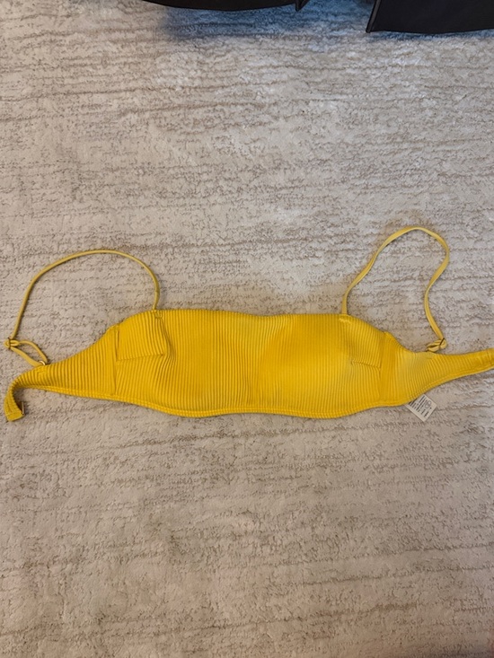 Hollister Other - Hollister Yellow Ribbed Bandeau Bikini Top